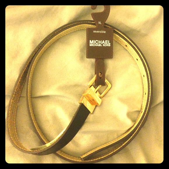 Michael Kors reversible belt.