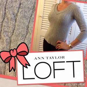 ❄️Sparkly grey/silver LOFT sweater! ❄️