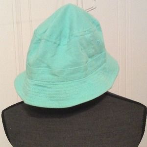 Old navy reversible bucket hat