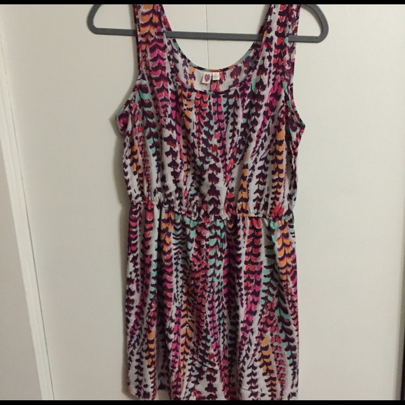 Dress. Colorful - Picture 1 of 1