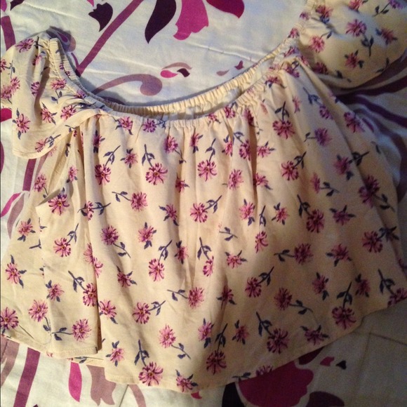Floral crop top