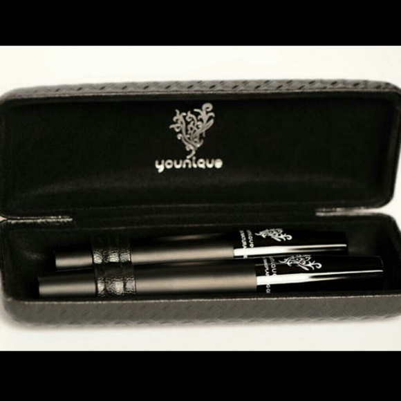 NWT Younique 3D Fiber Mascara