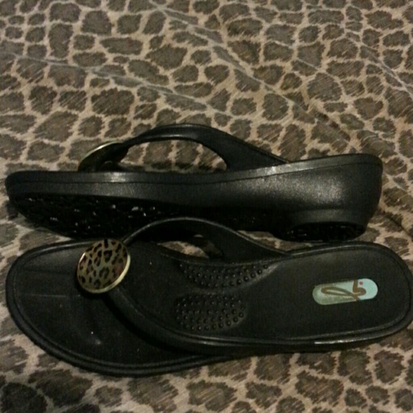 OKAB BLACK SANDLES - Picture 2 of 3
