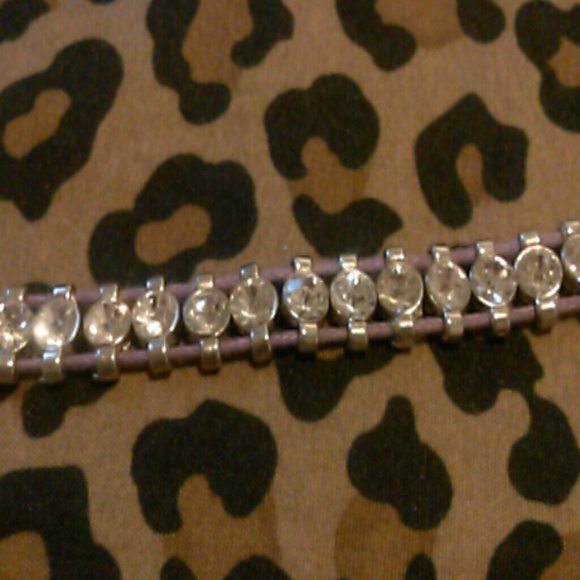 Beautiful Rhinestone Lavender Bracelet - Picture 3 of 4