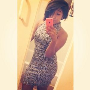 American Apperal turtle neck dress 💕