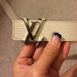 Pre-own Louis Vuitton women belt