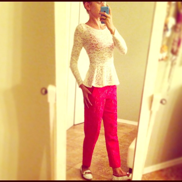 ⭐️NEW⭐️Elie Tahari "Melissa" Crop Silk Pant!