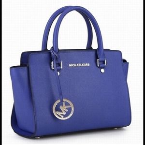 Michael Kors Jet Set Charm Logo Large Tote blue