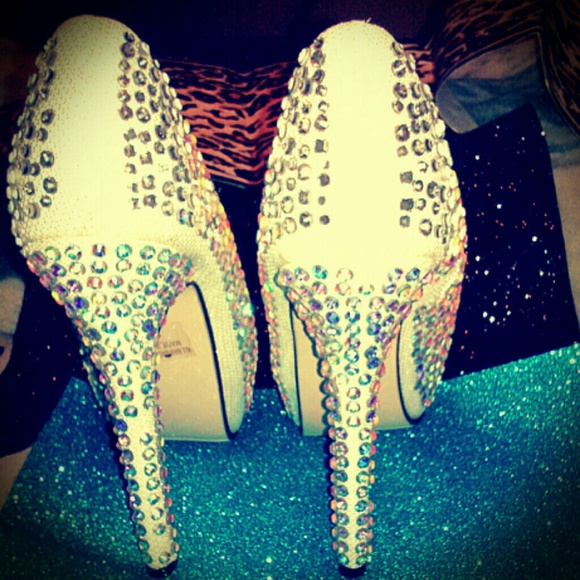 Must haves!! Trade value: 100 - Picture 2 of 4