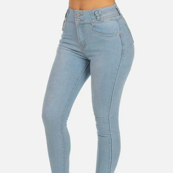 SIZE 5 High waist butt lifting light denim jeans