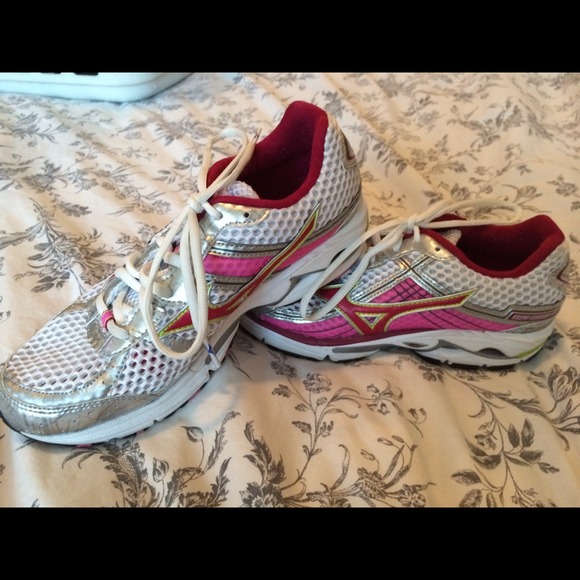 Mizuno Wave running shoes.