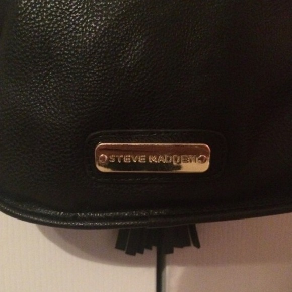 Steve Madden crossbody purse 💕 - Picture 3 of 3