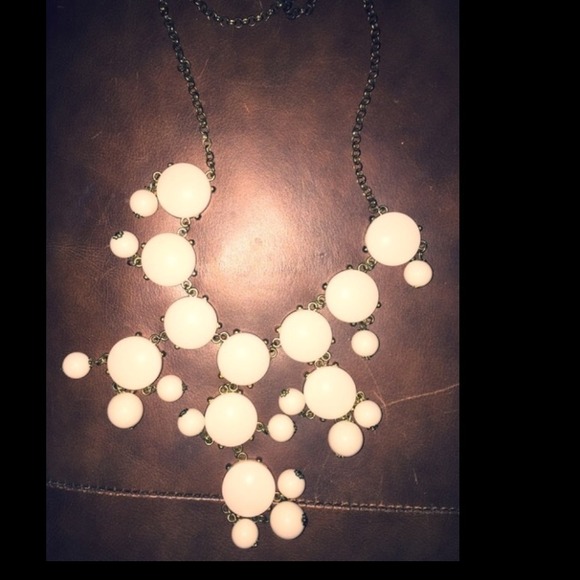 White bubble necklace ❤️ - Picture 1 of 1