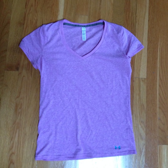 Lilac under armour tee