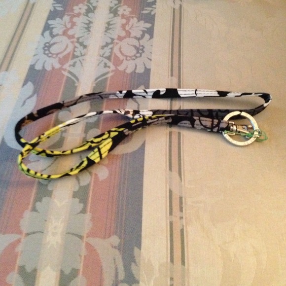 Set in Baroque mini hipster and lanyard - Picture 2 of 4