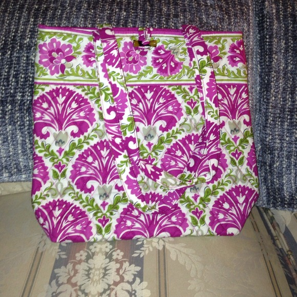 Set in Julep Tulip tote and punch lock wristlet. - Picture 3 of 4