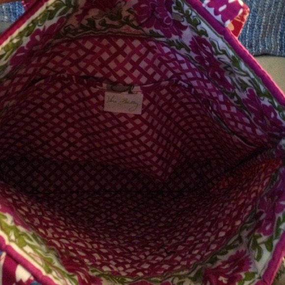 Set in Julep Tulip tote and punch lock wristlet. - Picture 4 of 4