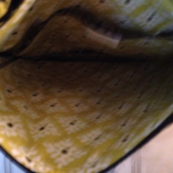 Set in Baroque hipster and small kisslock wallet! - Picture 3 of 4