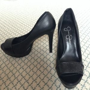 Black Jessica Simpson Pumps