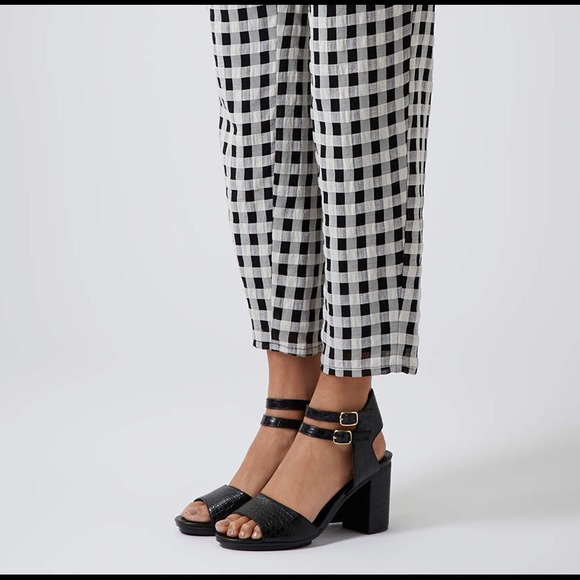 Topshop Shoes - ⬇️Topshop Croc Embossed Chunky Sandal