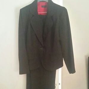 Black with pink oin strip suit
