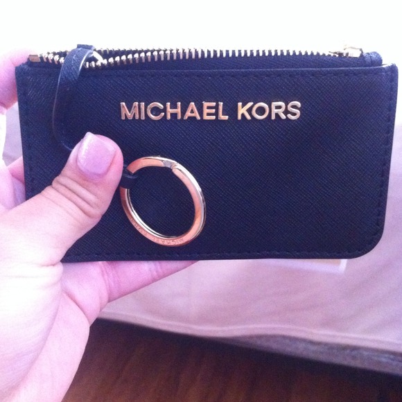 Michael Kors Card Holder w/ key chain