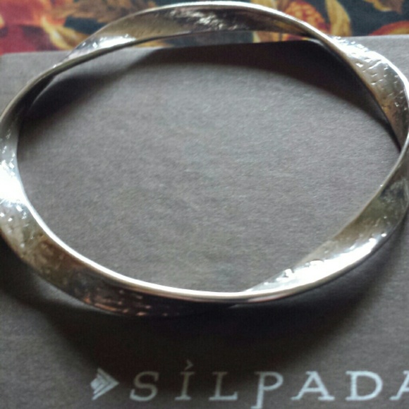 Silpada - Ribbon Bangle