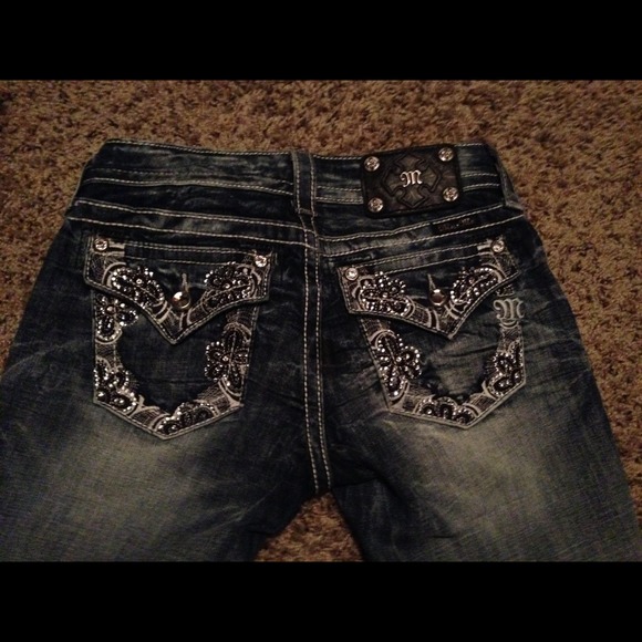 SOLD - Picture 4 of 4