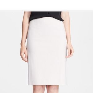 Theory Golda 2 Pencil Skirt in Champagne. Size 0.