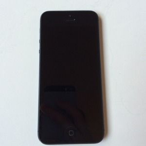 iPhone 5 ❌❌SOLD❌❌
