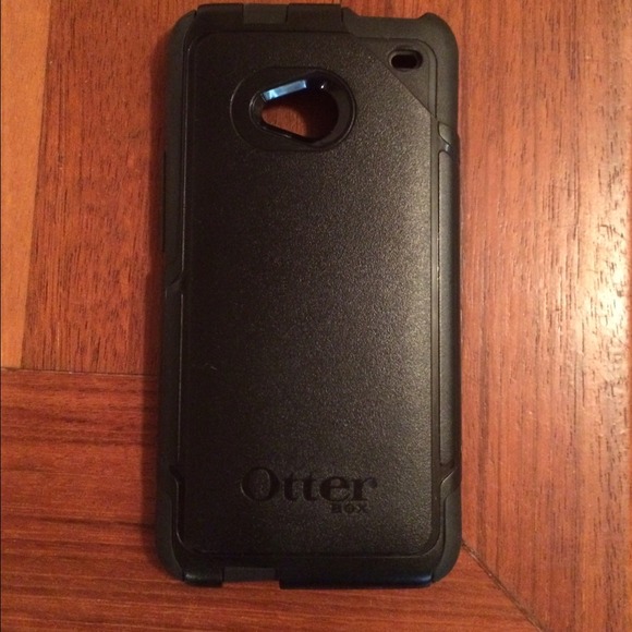 HTC One m7 phone Otterbox Case
