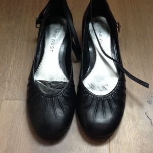 Mary Jane style flats