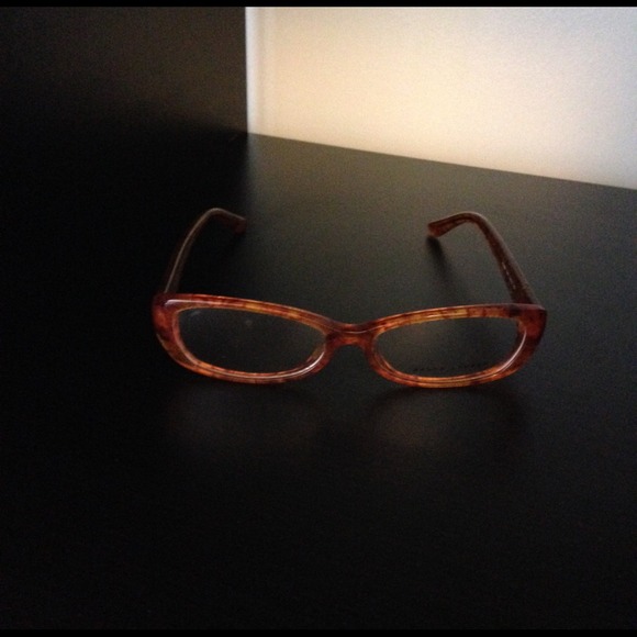 Glasses 👋 - Picture 2 of 4