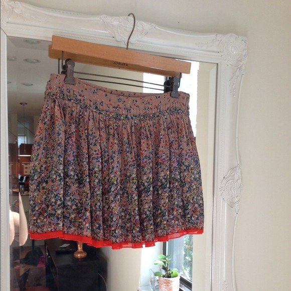Flowy Pleated Floral Miniskirt