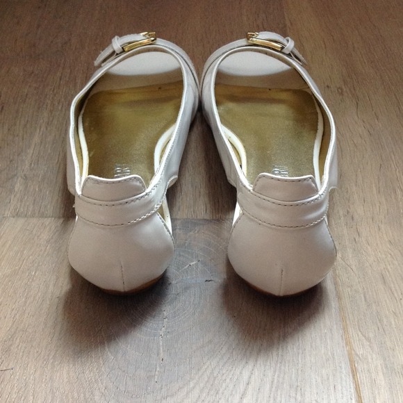 Open toe flats - Picture 3 of 4