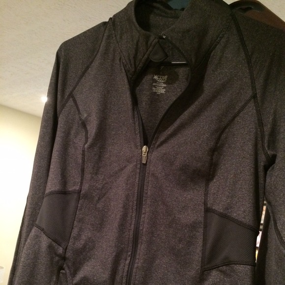 Running jacket 🌻temporary price cut🌻