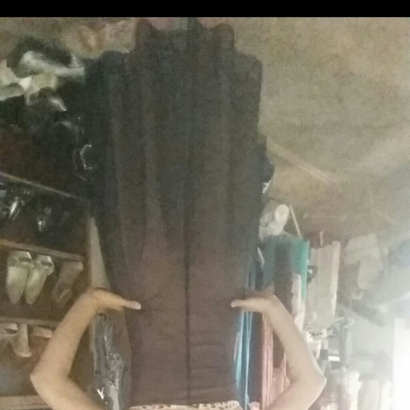 Pink and black dress - Picture 3 of 3