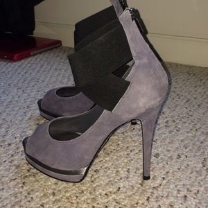 Bakers Peep toe grey suede heels.