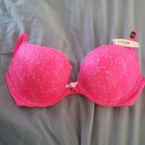 Victoria's Secret Very Sexy Push Up