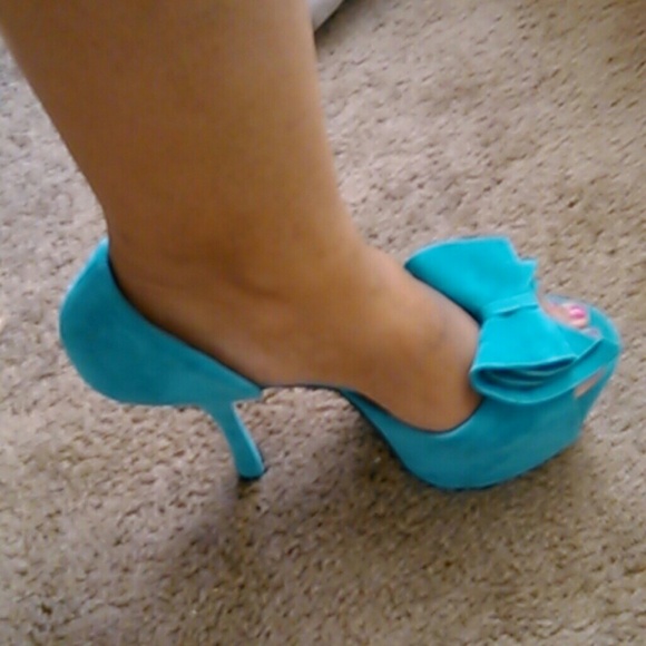 Turquoise Peep Toe