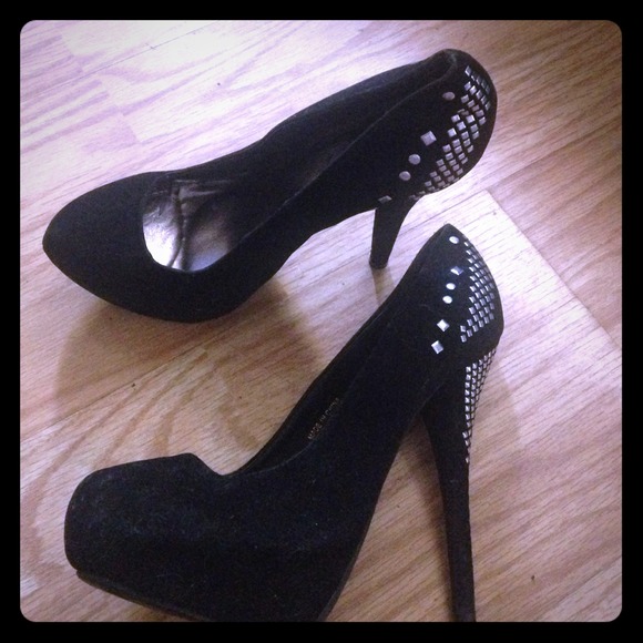 DoDk Fashion- Black Suede pumps