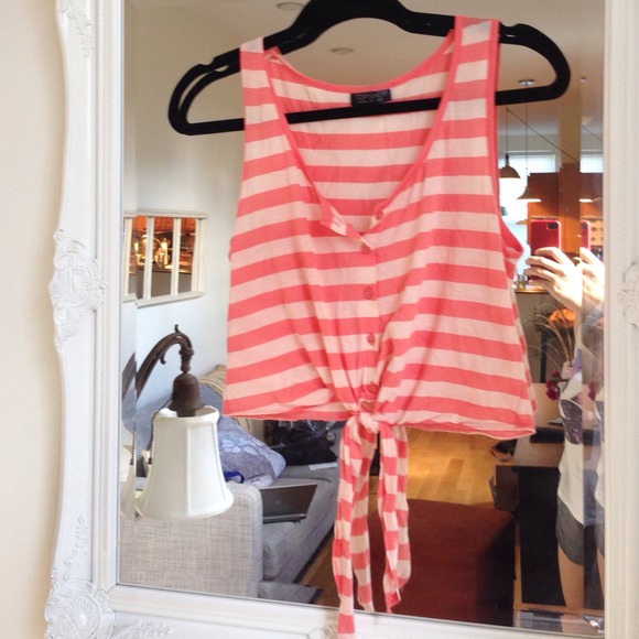 Topshop Crop Top!