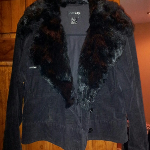 REDUCED!! Faux fur collared black blazer