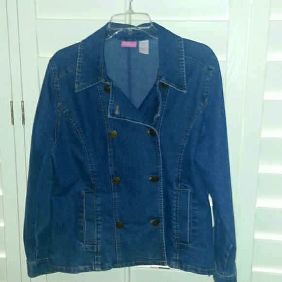 Wanda its waiting!!#@!!   Pappagallo Demin Jacket