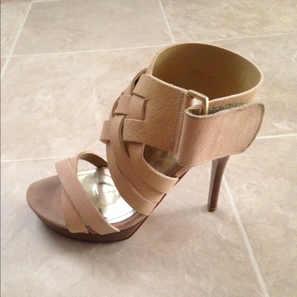 Andrea high heels