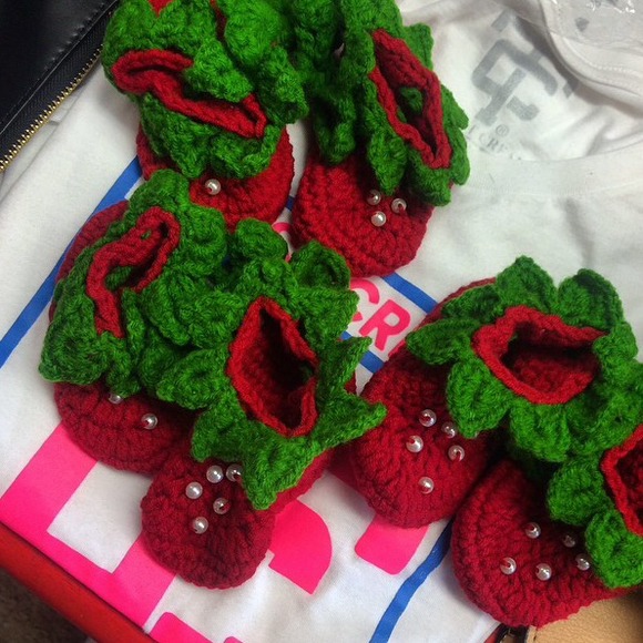 WATA-MELONNNN baby knit shoes ❤️🍉