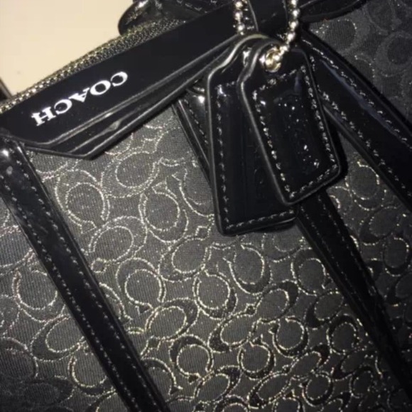 Coach tote - Picture 3 of 3