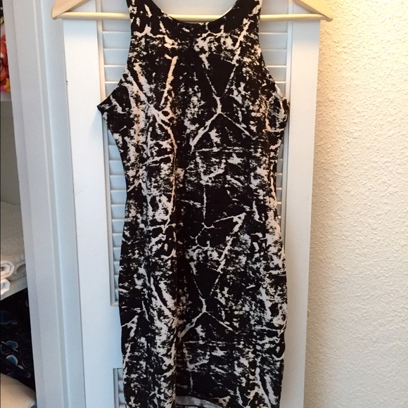❌SOLD❌ Motel Rocks Black/White Body Con Dress