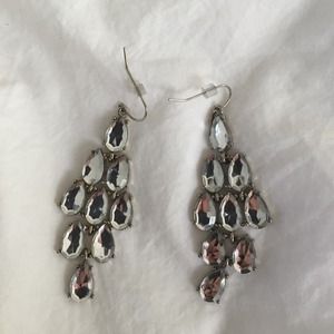 Chandelier earring, nwot