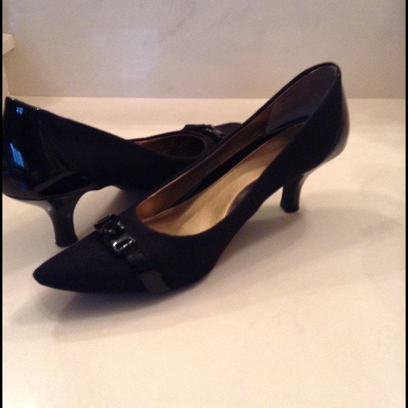 Circa by Joan and David black dress pumps, size 10